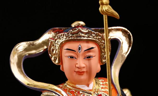 二郎真君出装攻略（掌握关键装备，让你成为真正的二郎大神）